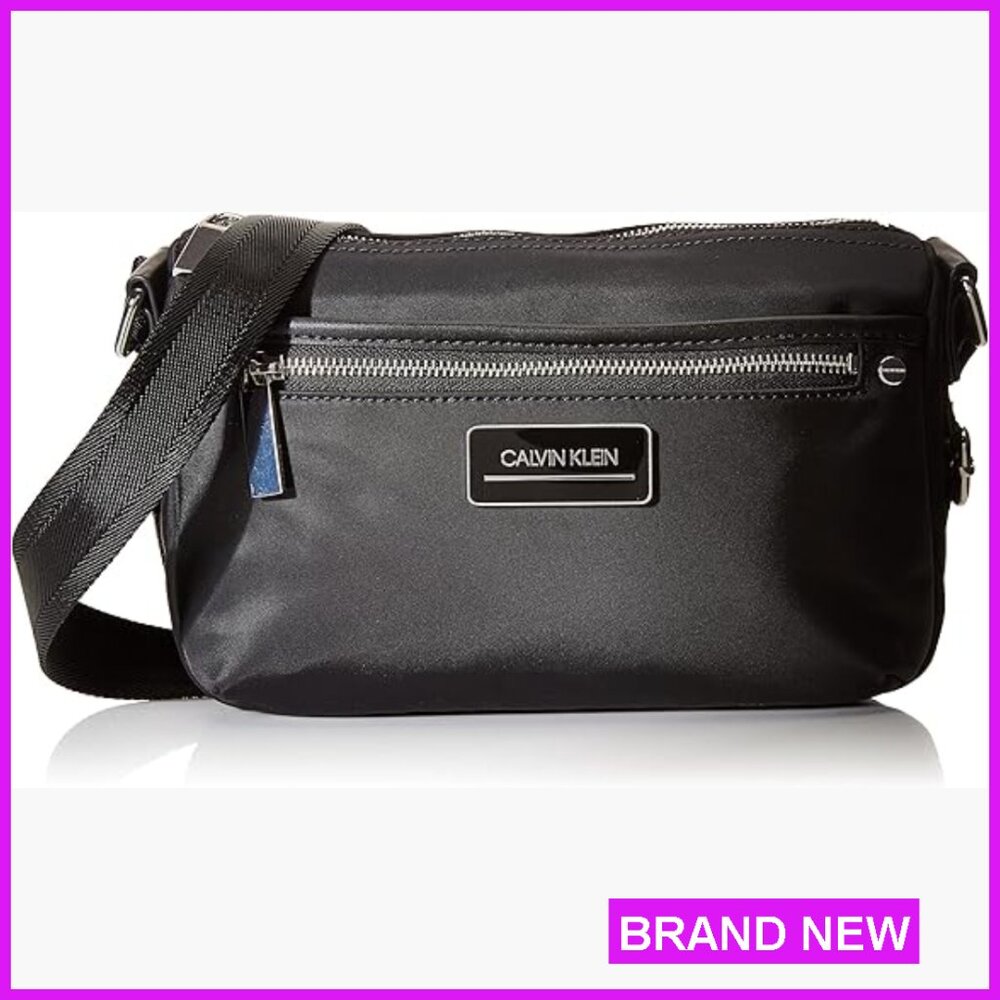 Nylon Crossbody Bag Minimal Chic Casual Top Zip Adjustable Strap Organizational
